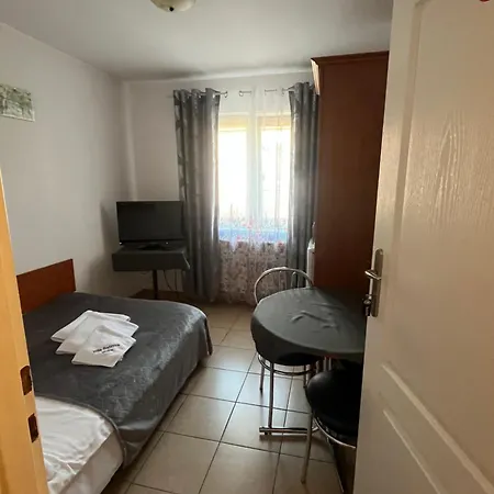 Rodzinna Проживание в семье Мельно